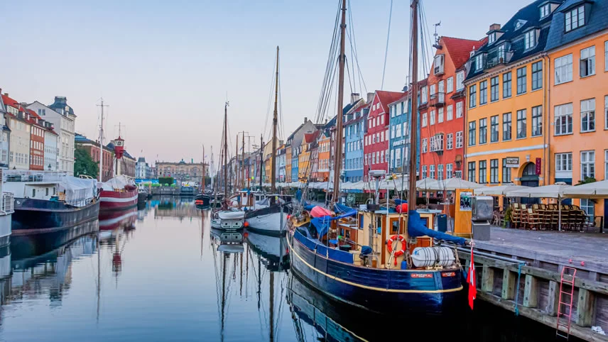Baltic Jewels & Voyage of the Midnight Sun A 24-Day Northern European Adventure